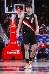 中国篮球新惊喜！杨瀚森入选NBA新秀全明星，争议声...