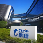 表面赚翻，实则危机四伏！携程财报亮眼却迎创始元老集体离场，反垄断利剑高悬